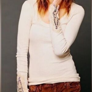 SOLD - Rare Vintage Y2K Free People Fiesta Cuff Thermal Ivory M